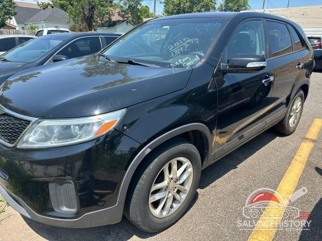 5XYKT3A60FG619754 2015 KIA SORENTO photo no. 2
