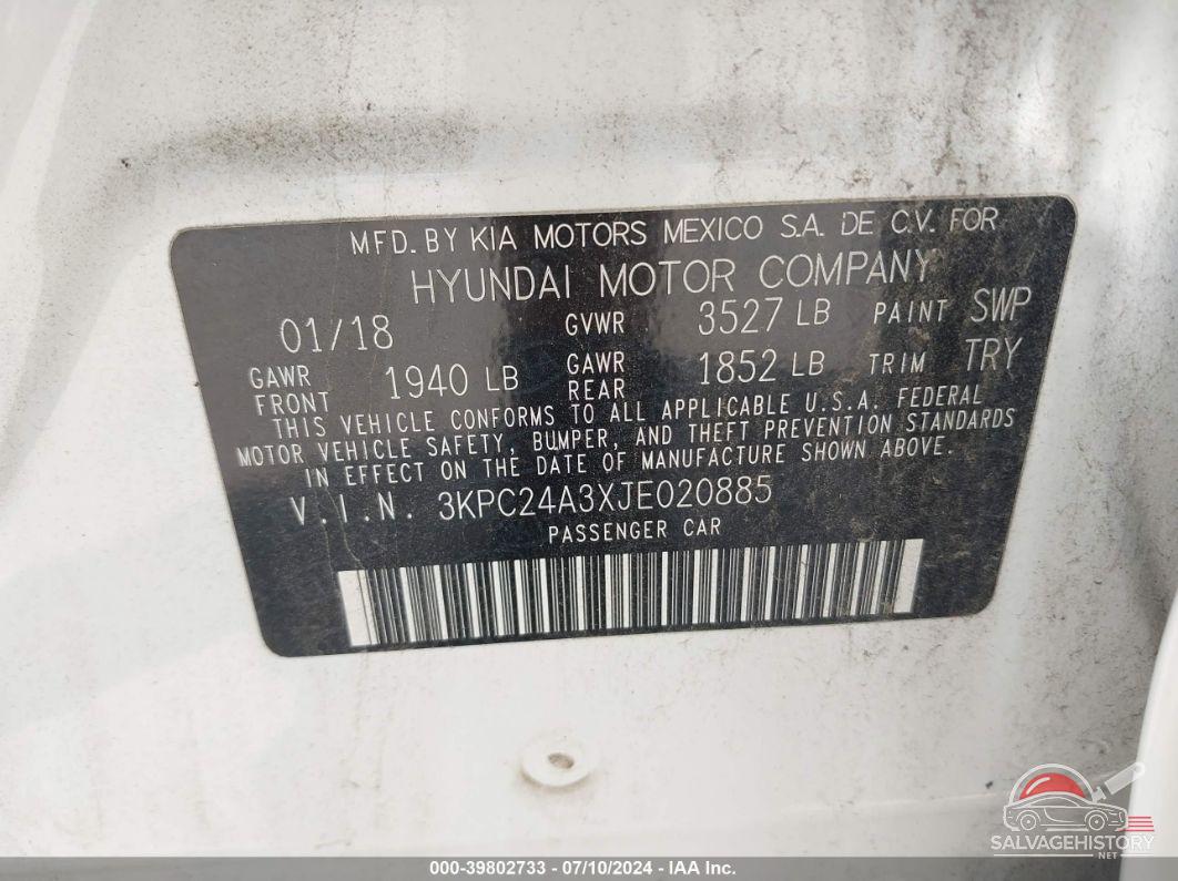 3KPC24A3XJE020885 2018 HYUNDAI ACCENT photo no. 9