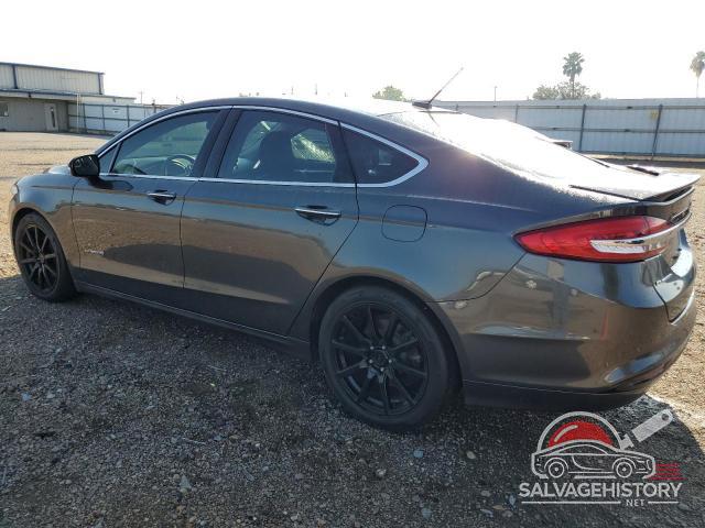 3FA6P0RU5JR242138 2018 FORD FUSION photo no. 2