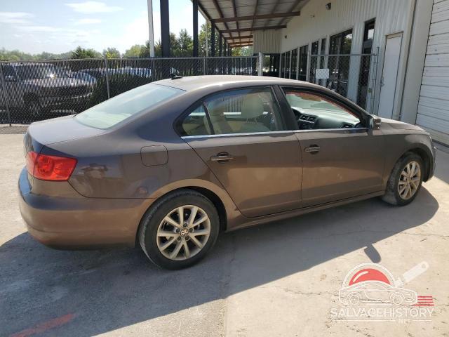 3VWD17AJ8EM374145 2014 VOLKSWAGEN JETTA photo no. 3