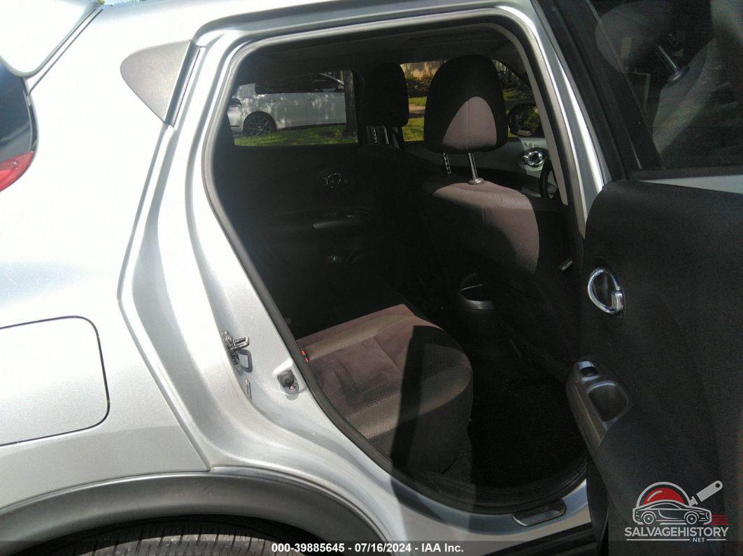JN8AF5MV8CT109545 2012 NISSAN JUKE photo no. 6