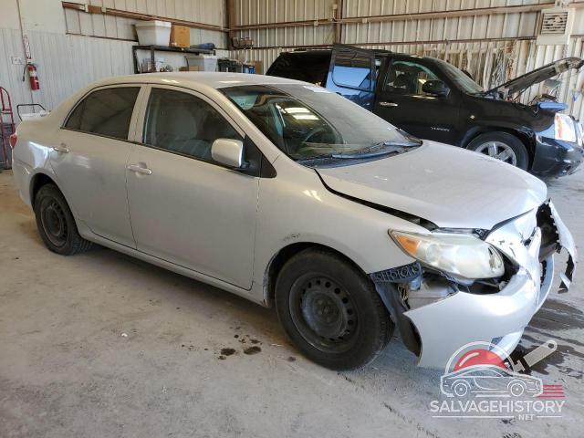 2T1BU4EE5AC528472 2010 TOYOTA COROLLA photo no. 4