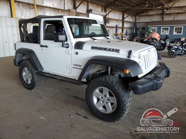 1C4AJWAG3DL618899 2013 JEEP WRANGLER photo no. 4