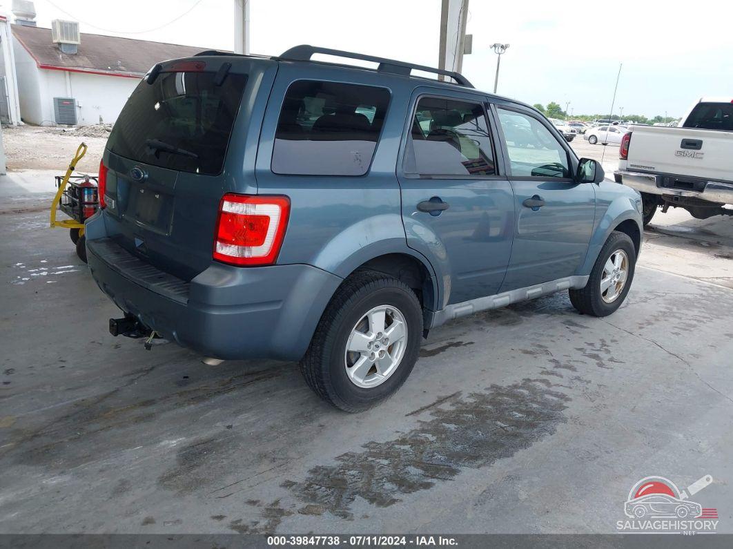 1FMCU0D73AKB28369 2010 FORD ESCAPE photo no. 4