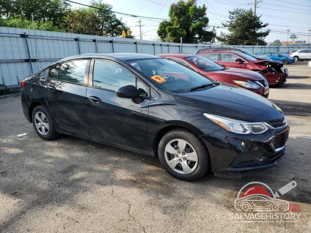 1G1BC5SM8J7154843 2018 CHEVROLET CRUZE photo no. 4