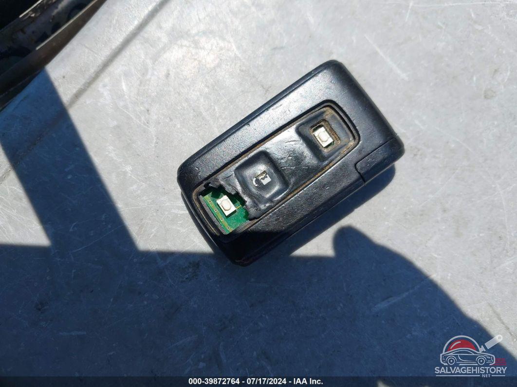 JTDKB20U740068433 2004 TOYOTA PRIUS photo no. 11