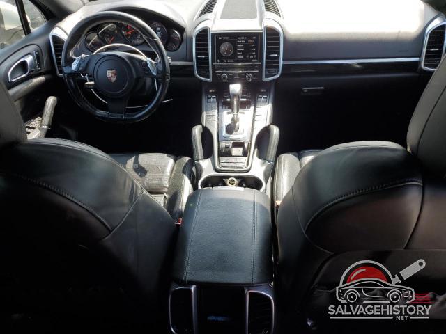 WP1AA2A20BLA05177 2011 PORSCHE CAYENNE photo no. 8