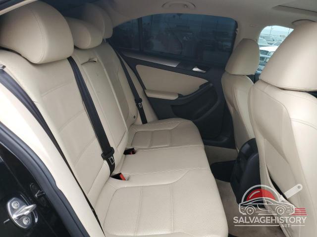 3VWLA7AJXFM275100 2015 VOLKSWAGEN JETTA photo no. 10