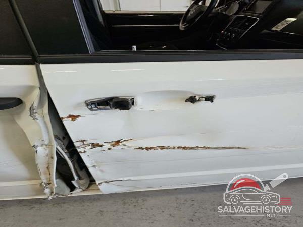 2C4RDGBG5KR787874 2019 DODGE GRAND CARAVAN photo no. 8