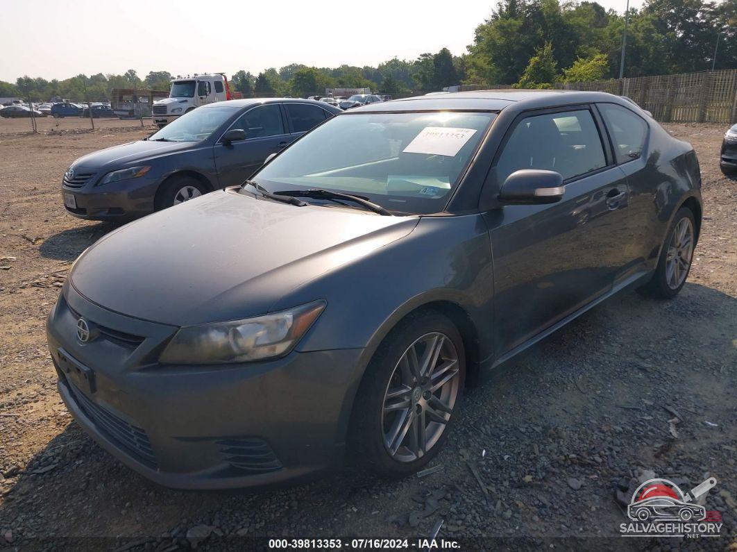 JTKJF5C77B3007031 2011 TOYOTA SCION TC photo no. 2