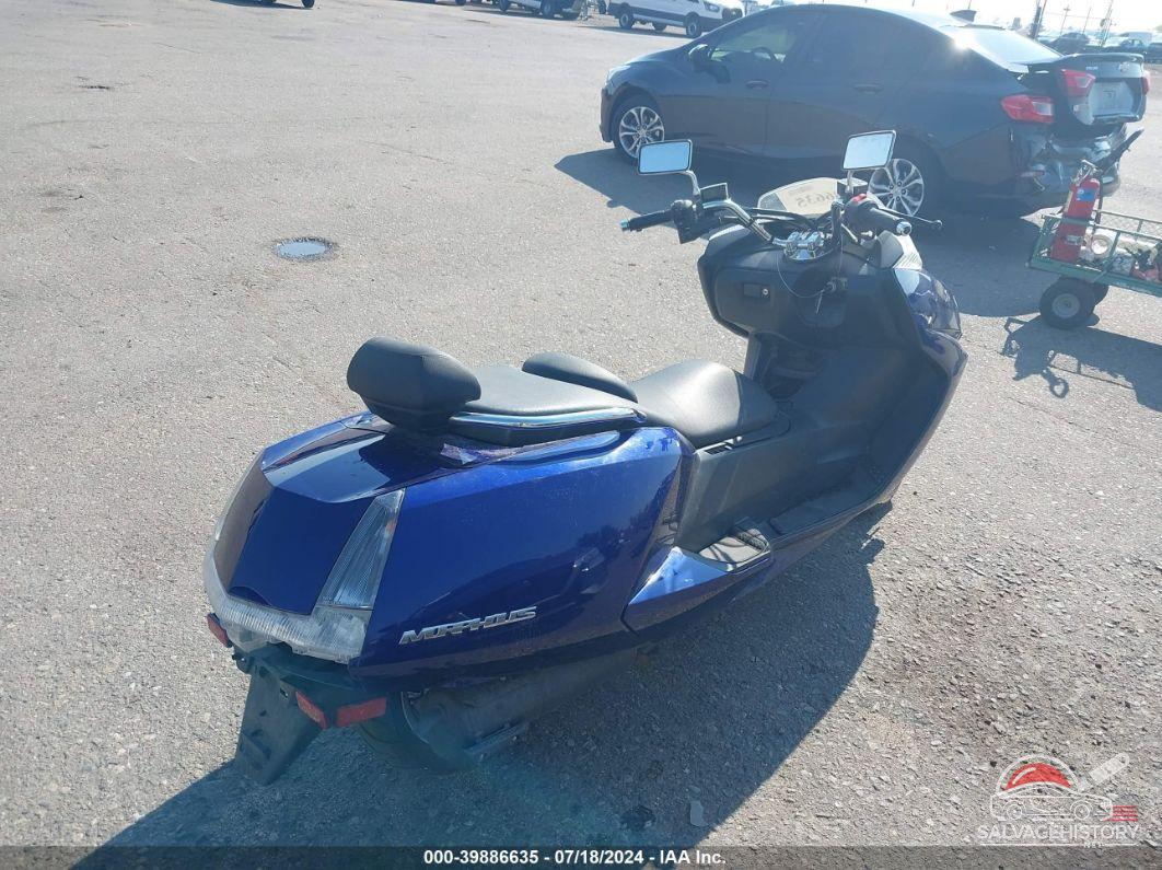 JYASG18Y56A001115 2006 YAMAHA CP250 photo no. 4