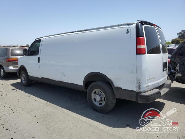 1GTHG39U161141653 2006 GMC SAVANA photo no. 2