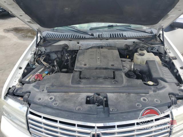 5LMJJ2J5XCEL01852 2012 LINCOLN NAVIGATOR photo no. 12