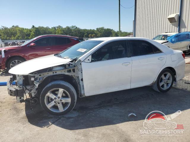 4T1BF1FK8EU833918 2014 TOYOTA CAMRY photo no. 5