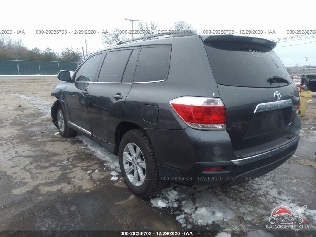 5TDBK3EH0DS245449 2013 TOYOTA HIGHLANDER photo no. 3
