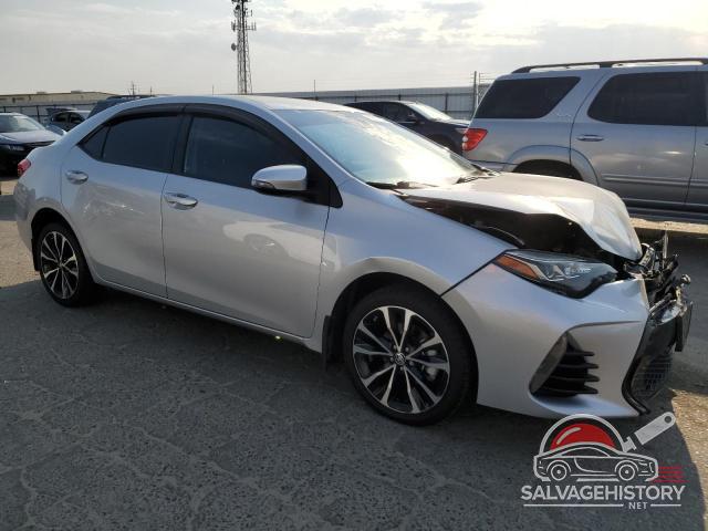 5YFBURHE4HP682898 2017 TOYOTA COROLLA photo no. 4