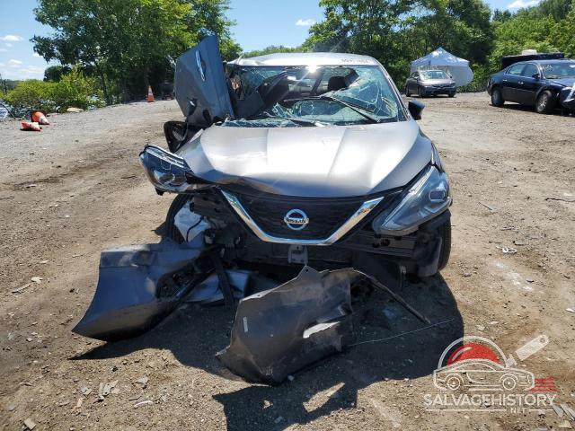 3N1AB7AP6HY318745 2017 NISSAN SENTRA photo no. 5