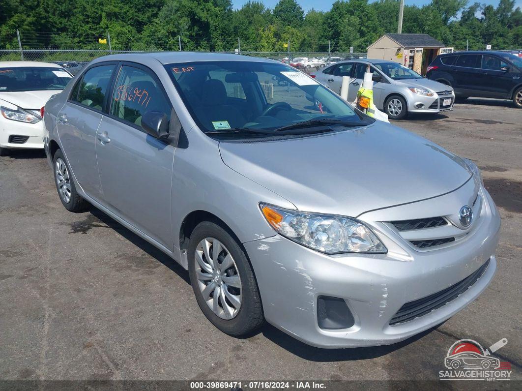 2T1BU4EE0CC863612 2012 TOYOTA COROLLA photo no. 3