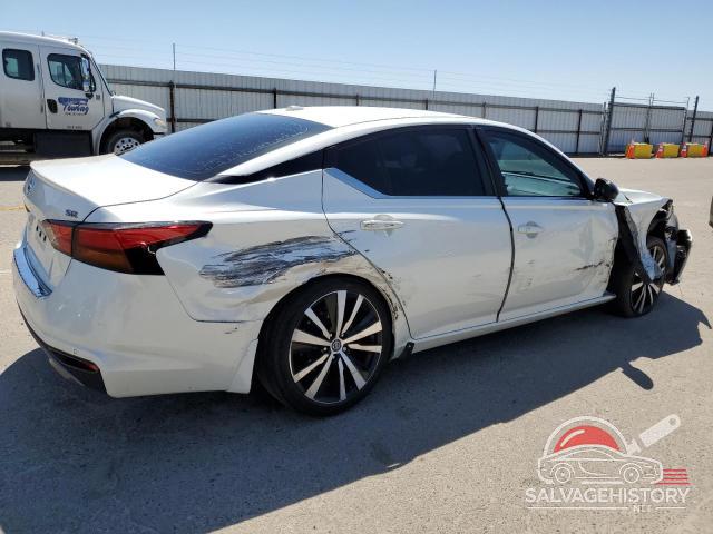 1N4BL4CV1LC137164 2020 NISSAN ALTIMA photo no. 3