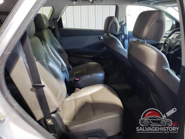 KM8SRDHF2GU131976 2016 HYUNDAI SANTA FE photo no. 11