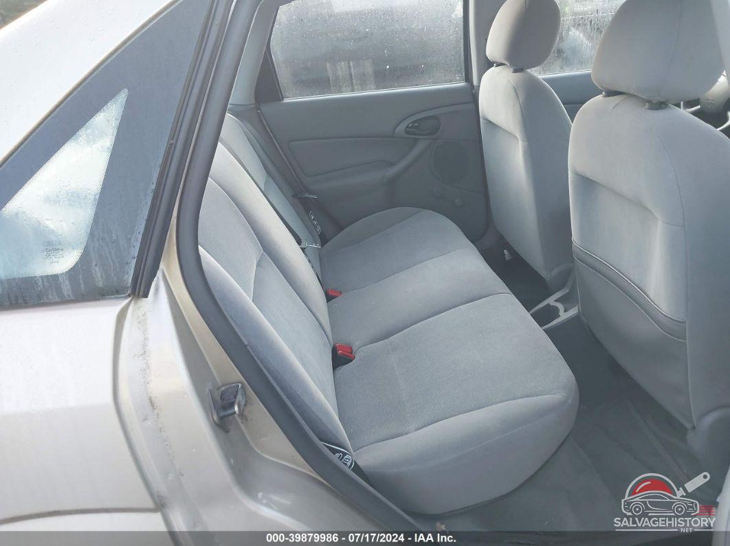 1FAFP33P02W232829 2002 FORD FOCUS photo no. 8