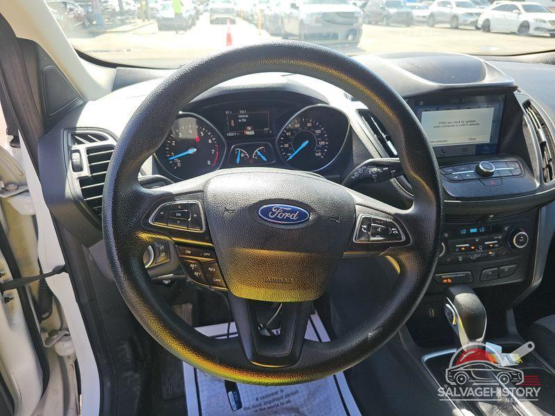 1FMCU0GD3KUC34599 2019 FORD ESCAPE photo no. 6