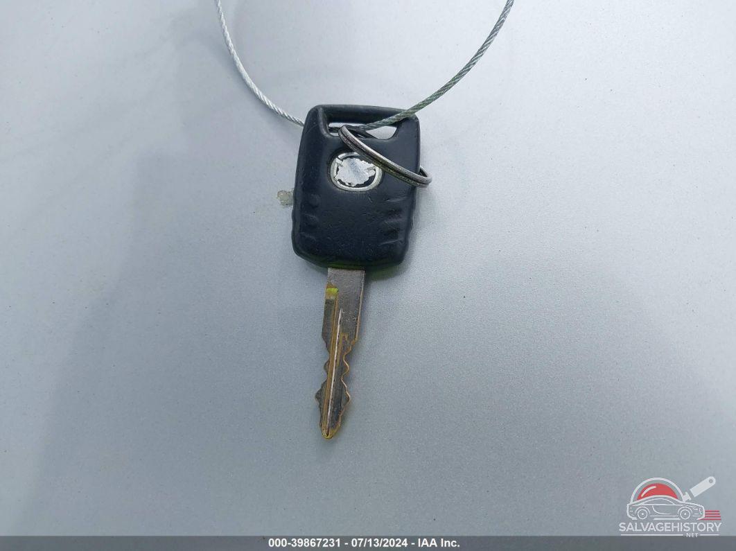 4F2CZ061X5KM30312 2005 MAZDA TRIBUTE photo no. 11
