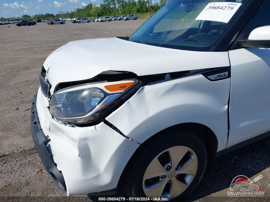 KNDJN2A26G7836849 2016 KIA SOUL photo no. 6