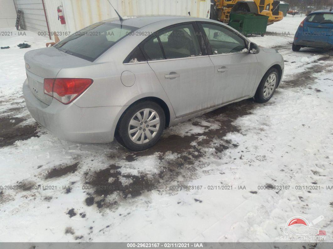 1G1PC5SH2B7151432 2011 CHEVROLET CRUZE photo no. 4