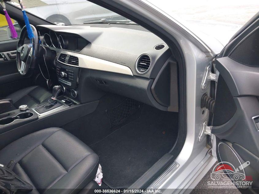 3N1AB7AP4KY398229 2019 NISSAN SENTRA photo no. 5