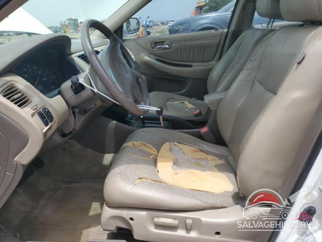 1HGCG1658YA098199 2000 HONDA ACCORD photo no. 7