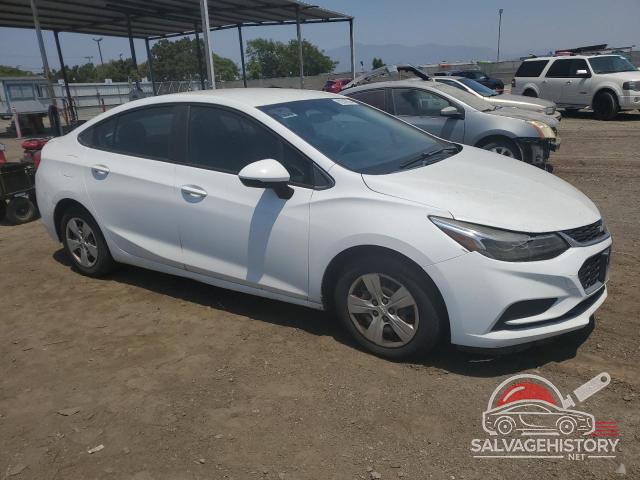 1G1BC5SM7J7108310 2018 CHEVROLET CRUZE photo no. 4