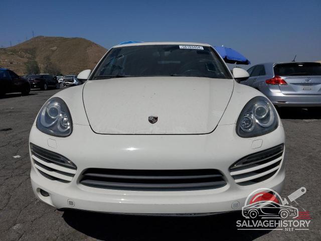 WP1AA2A20BLA05177 2011 PORSCHE CAYENNE photo no. 5