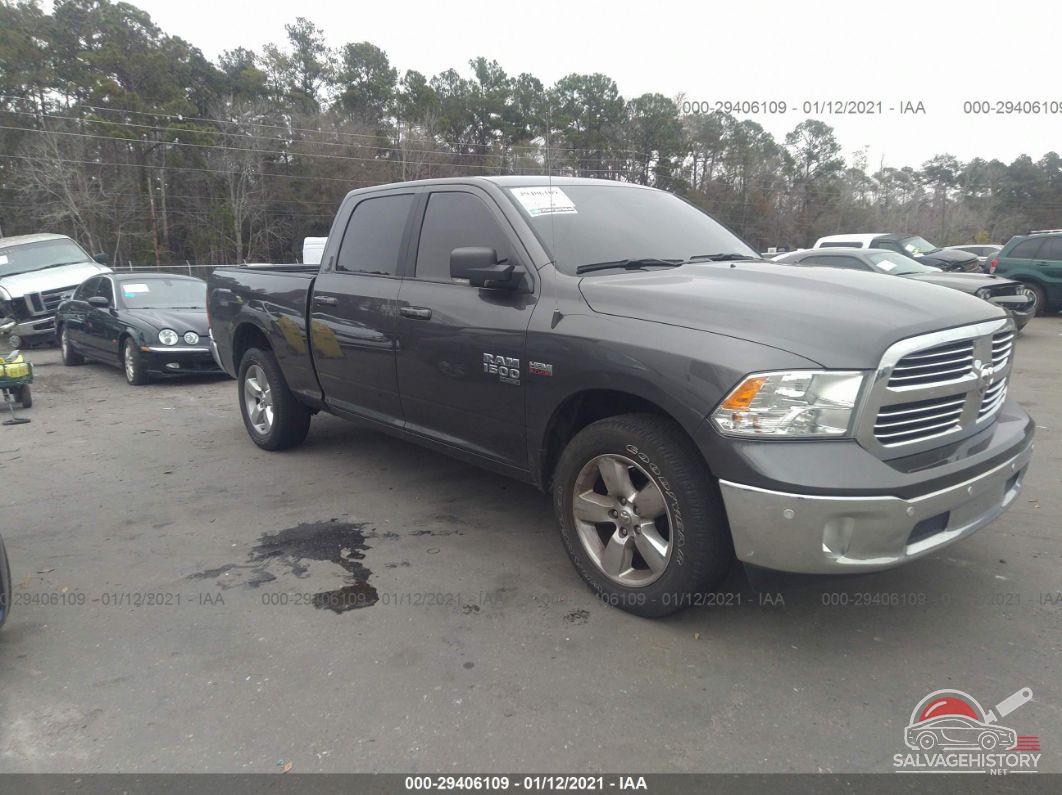 1C6RR7TTXKS696232 2019 RAM 1500 CLASSIC photo no. 3
