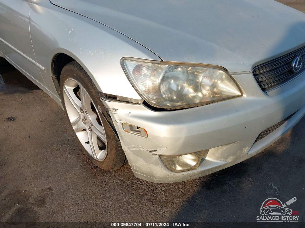 JTHBD192320038525 2002 LEXUS IS 300 photo no. 6