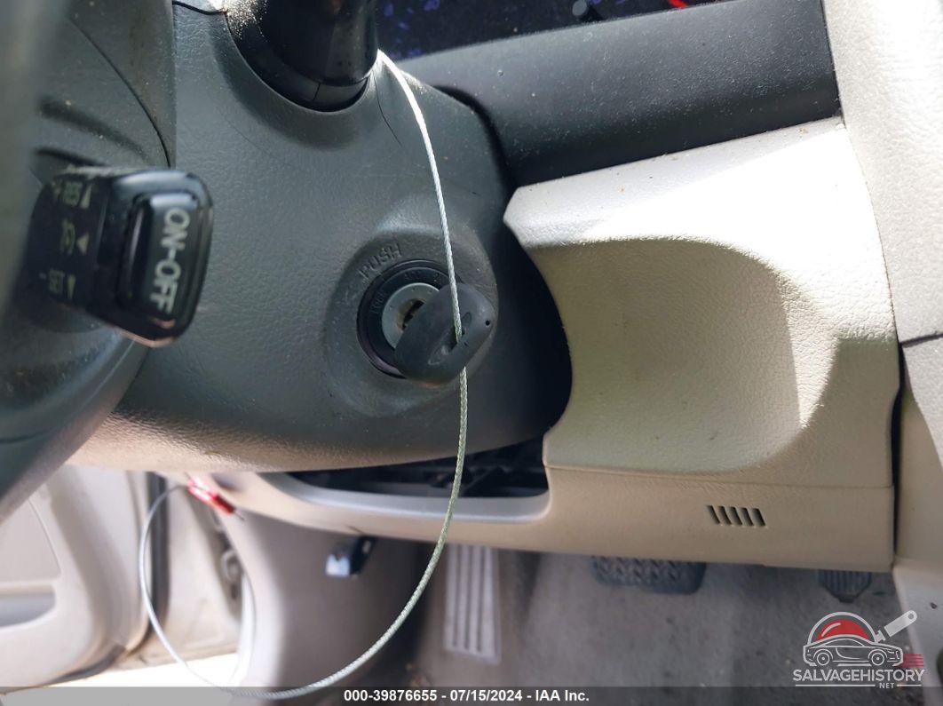 4T4BF3EK8BR202035 2011 TOYOTA CAMRY photo no. 11