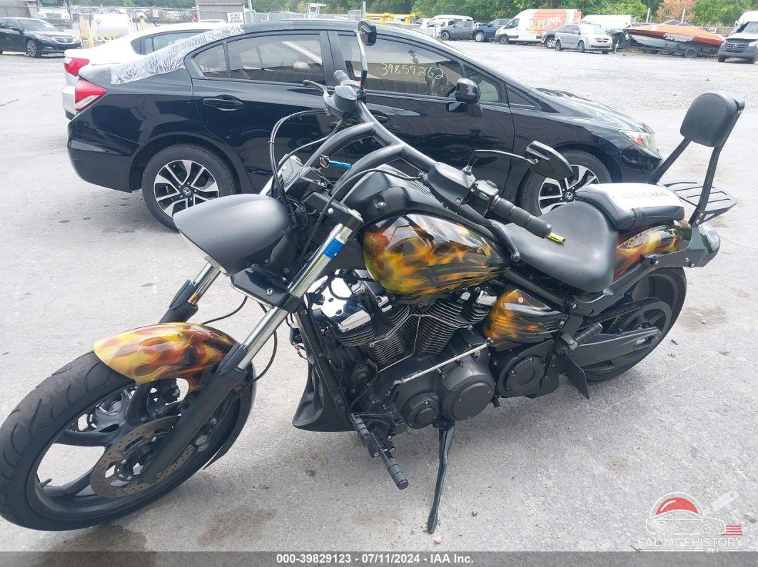 JYAVP27E28A005071 2008 YAMAHA XV1900 photo no. 2