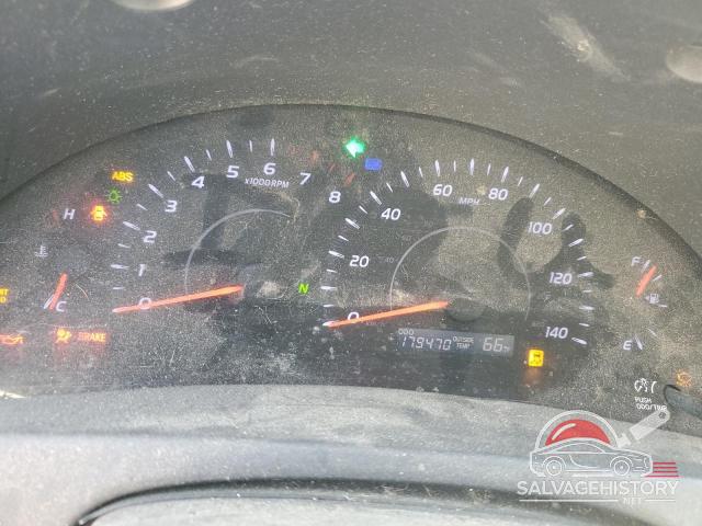4T1BF3EK8AU016603 2010 TOYOTA CAMRY photo no. 9
