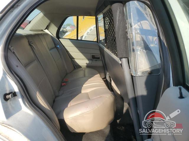 2FAFP71W47X111427 2007 FORD CROWN VIC photo no. 6