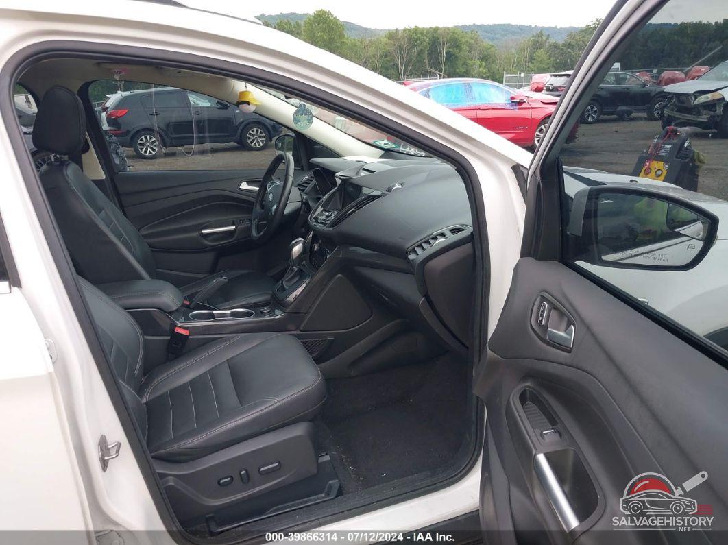 1FMCU9J90GUB45038 2016 FORD ESCAPE photo no. 5