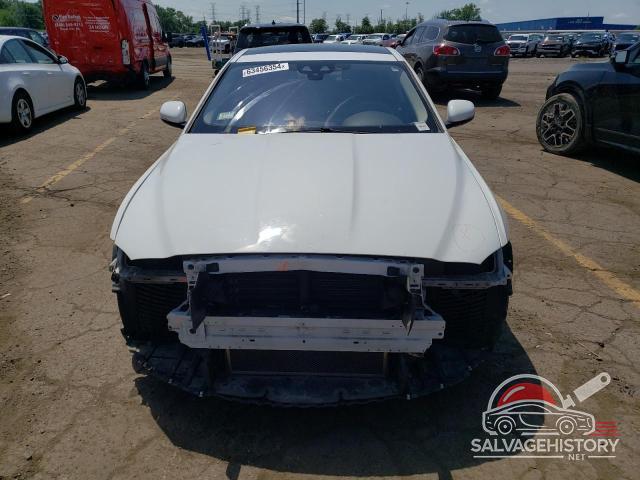 SAJAR4BG4HA977175 2017 JAGUAR XE photo no. 5