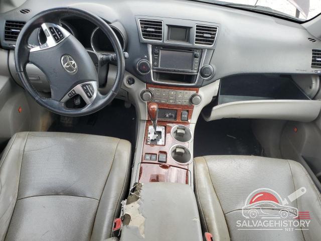 5TDDK3EH8DS231159 2013 TOYOTA HIGHLANDER photo no. 8