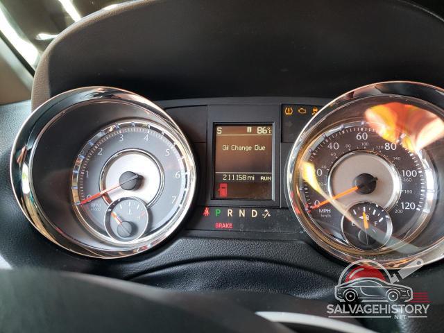 2C4RC1BG6ER255828 2014 CHRYSLER MINIVAN photo no. 9