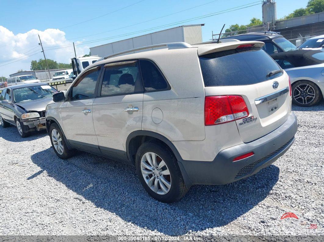 5XYKU4A24BG112365 2011 KIA SORENTO photo no. 3