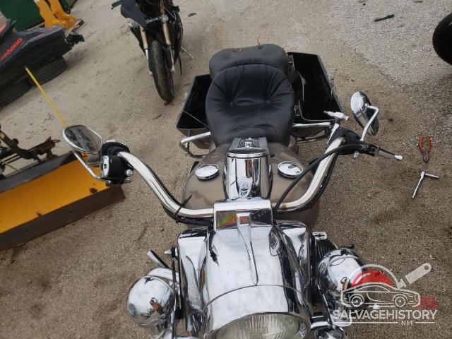 1HD1FDV154Y732173 2004 HARLEY-DAVIDSON FL photo no. 5