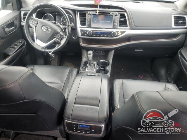 5TDJZRFH2HS472589 2017 TOYOTA HIGHLANDER photo no. 8