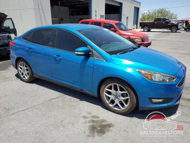 1FADP3F29FL323631 2015 FORD FOCUS photo no. 4