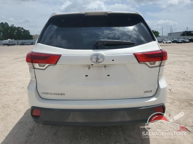 5TDJZRFH2KS613748 2019 TOYOTA HIGHLANDER photo no. 6