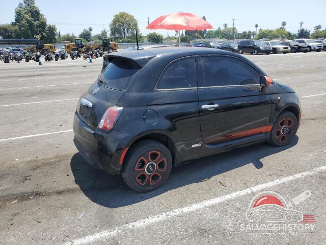 3C3CFFGE4FT685359 2015 FIAT 500 photo no. 3