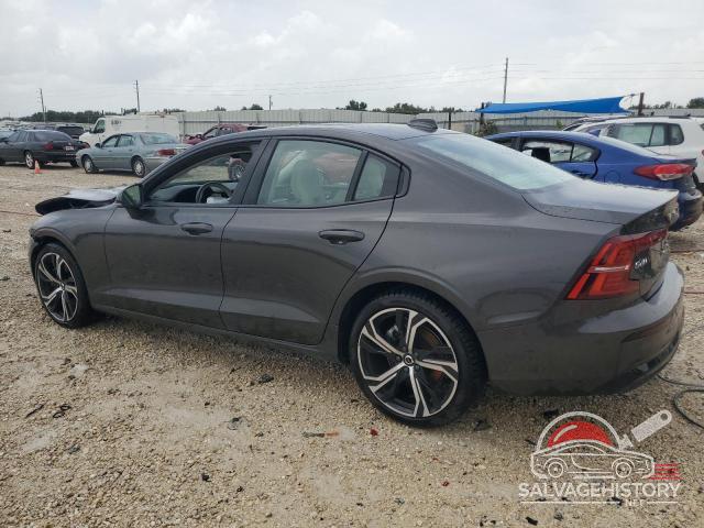 7JRL12FK4RG288478 2024 VOLVO S60 CORE photo no. 2